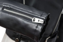 Load image into Gallery viewer, manteau noir en faux cuire
