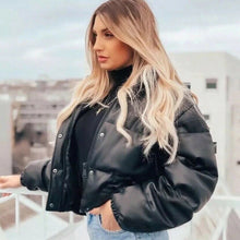 Load image into Gallery viewer, manteau noir "puffer" en faux cuire
